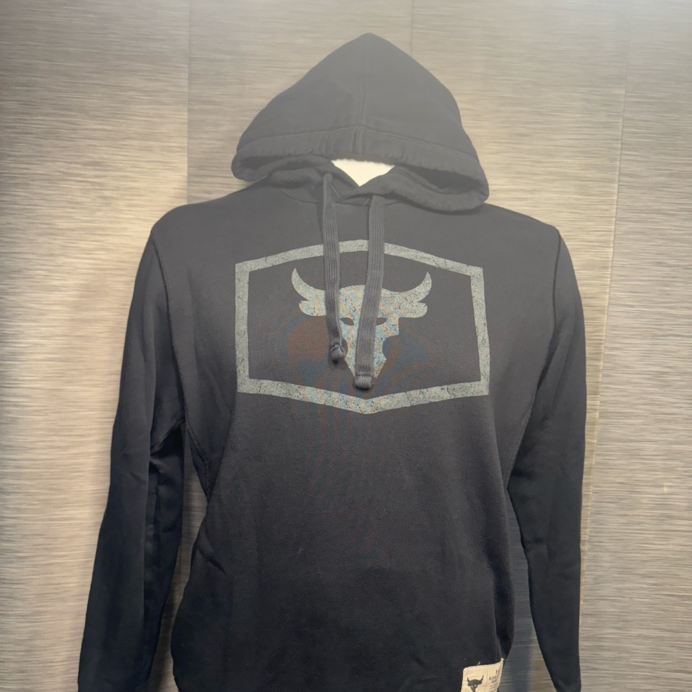Under Armour Project Rock Black Hoodie Bull Logo Men’s size Medium